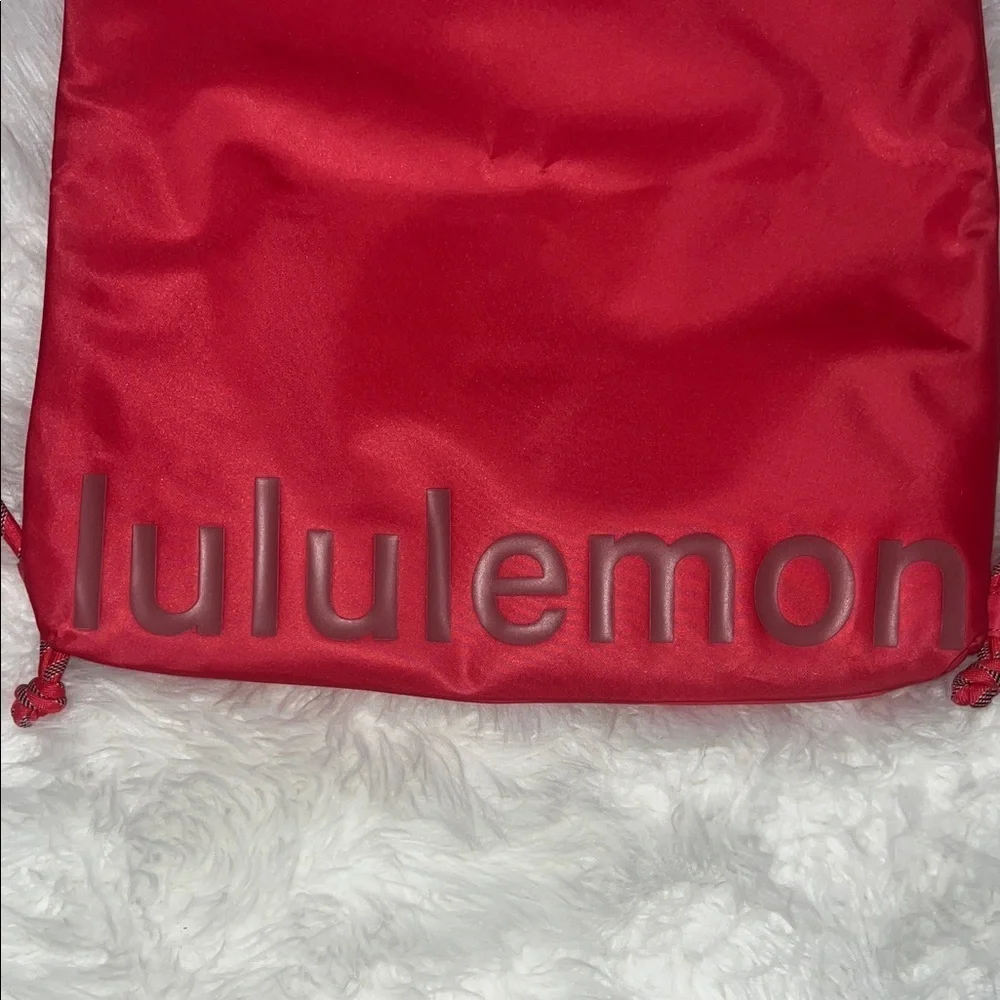 lululemon athletica lightweight gym sack